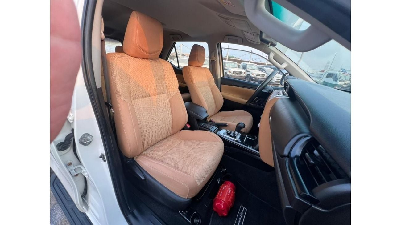 تويوتا فورتونر 2020 TOYOTA FORTUNER 2.7L  // V4 // 4X4 // GCC // CLEAN TITLE // WITH EXCELLENT CONDITION
