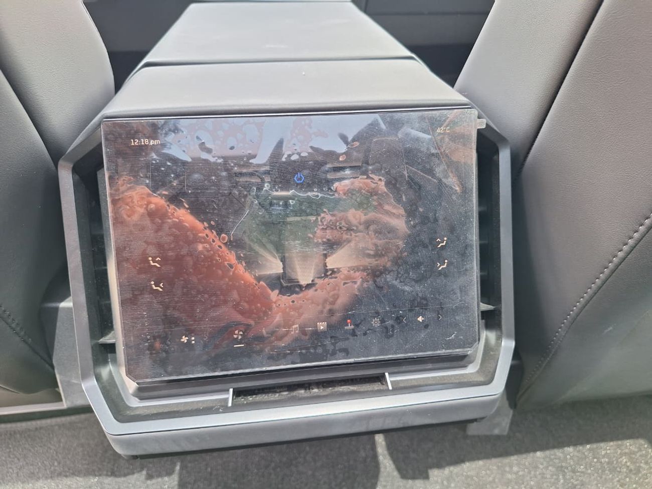 تسلا سايبرتراك Cyberbeast