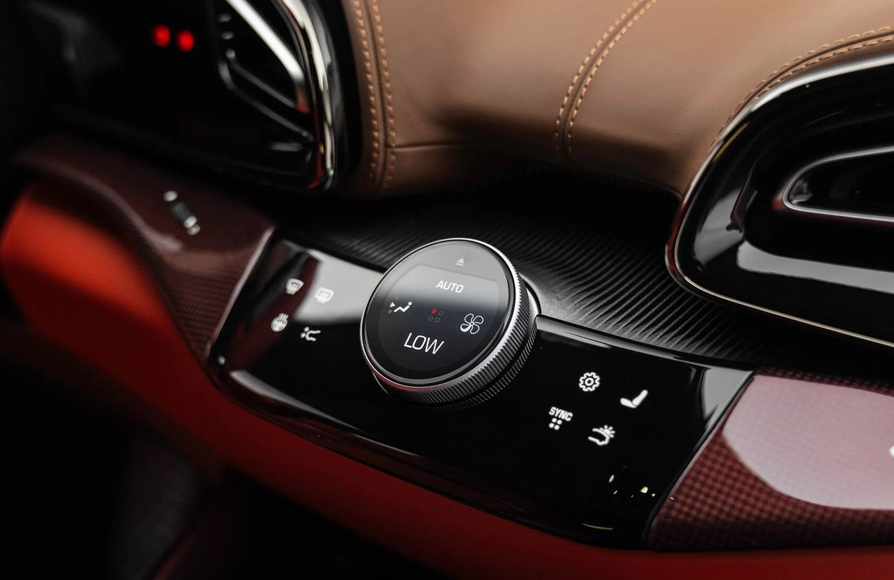 فيراري بوروسانجوي 6.5L V12 Naturally Aspirated Engine