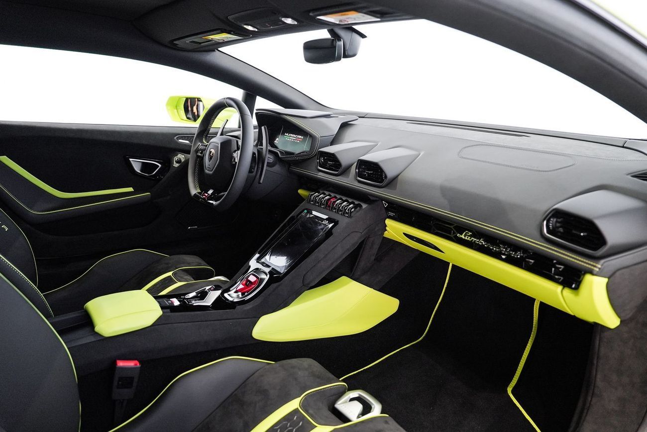 Lamborghini Huracan Tecnica