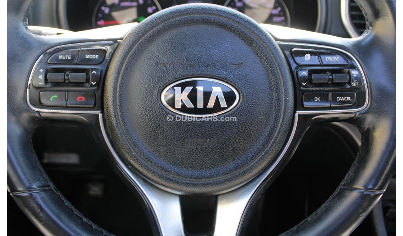 Kia Sportage LX ACCIDENTS FREE - GCC - FULL OPTION - ENGINE 2000 CC - PERFECT CONDITION INSIDE OUT