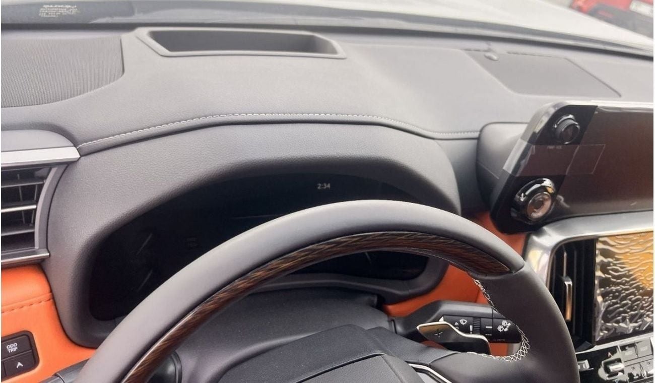 Lexus LX 600 LEXUS LX 600 VIP 4 SEATER FULL OPTIONS