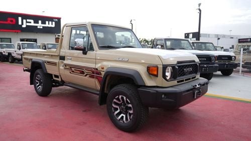 تويوتا لاند كروزر بيك آب TOYOTA LC79 PICK-UP SINGLE CABIN 4.0L AUTOMATIC TRANSMISSION DOUBLE TANK 2024 FULL OPTION