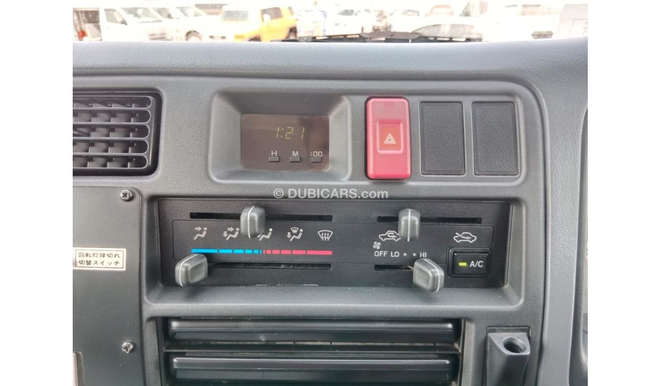 Toyota Dyna TOYOTA DYNA FIRE TRUCK RIGHT HAND DRIVE (PM1217)