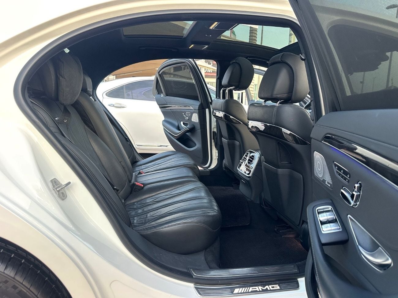 مرسيدس بنز S 63S AMG