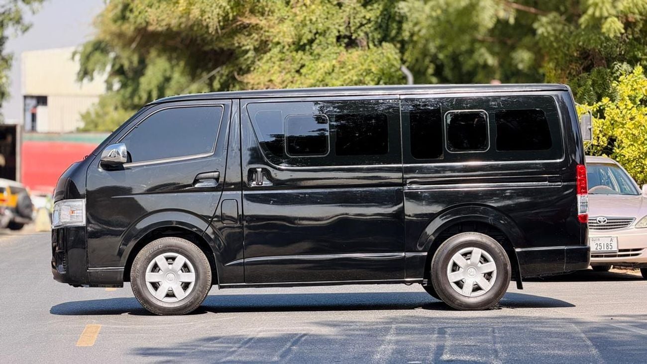 تويوتا هاياس 2017 | 2.7L PETROL | AUTOMATIC TRANSMISSION | RIGHT-HAND-DRIVE | 10 SEATERS | DIGITAL REAR VIEW MIRR