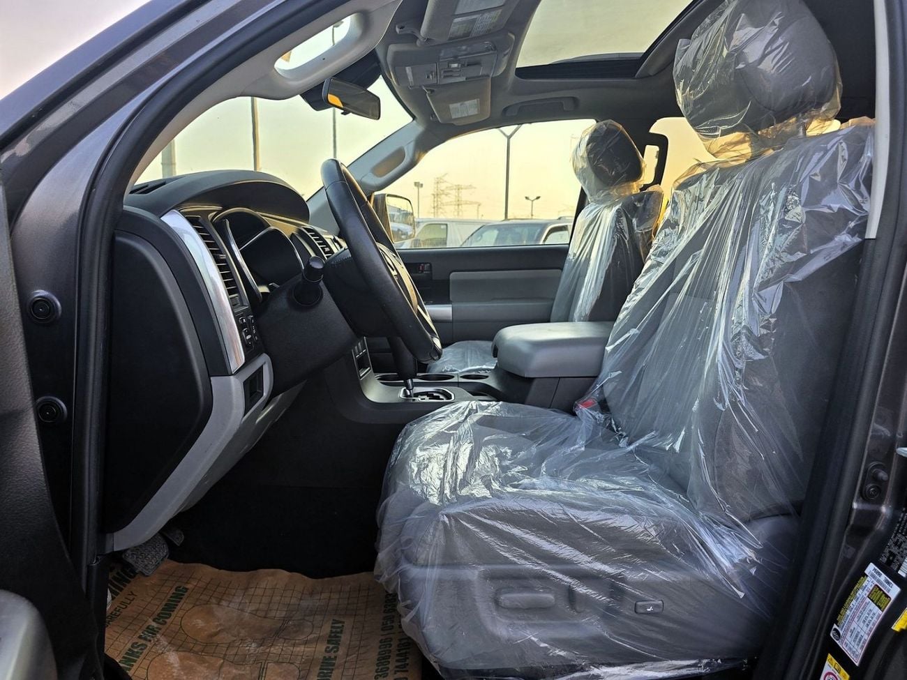 Toyota Sequoia SR5 2021 USA specs
