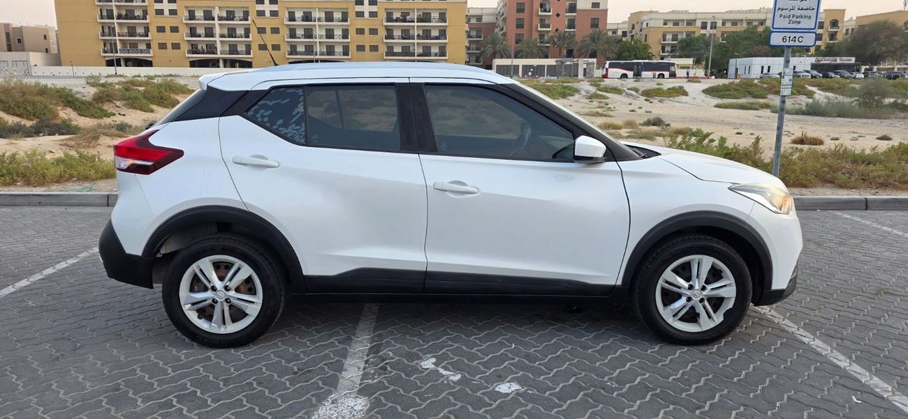 Nissan Kicks S
