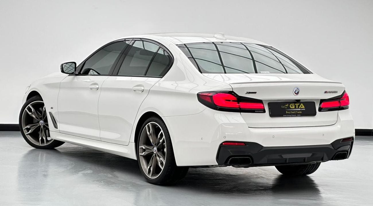 بي أم دبليو M550i 2023 BMW 550i xDrive, 4.4L Bi-Turbo V8 AWD, 530bhp 750Nm Torque, 8-Speed Auto-Gearbox.