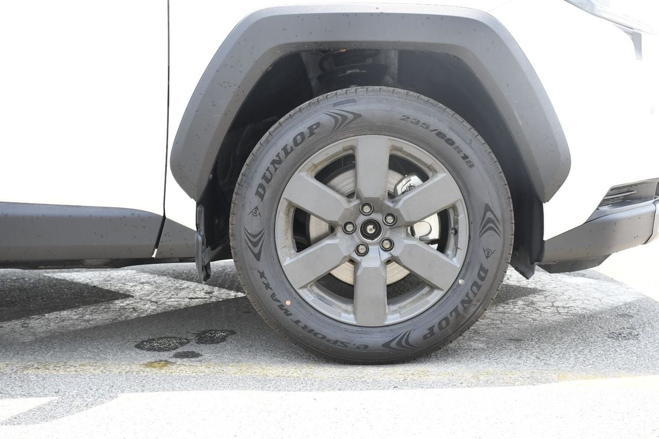 Toyota RAV4 ADVENTURE 2.5L HEV With Remote start Engine