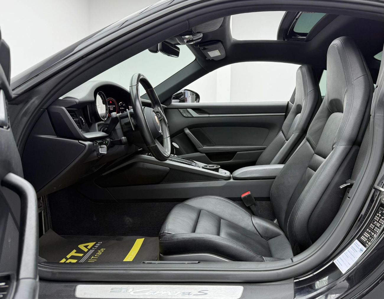 Porsche 911 Carrera S 3.0L (445 HP) Coupe 2020 Porsche 911 Carrera S, 2 years Warranty, Porsche Full Service His