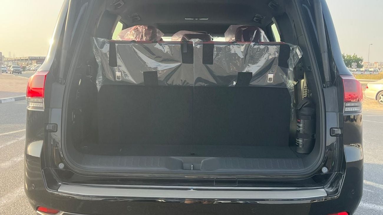 Toyota Land Cruiser GR SPORT