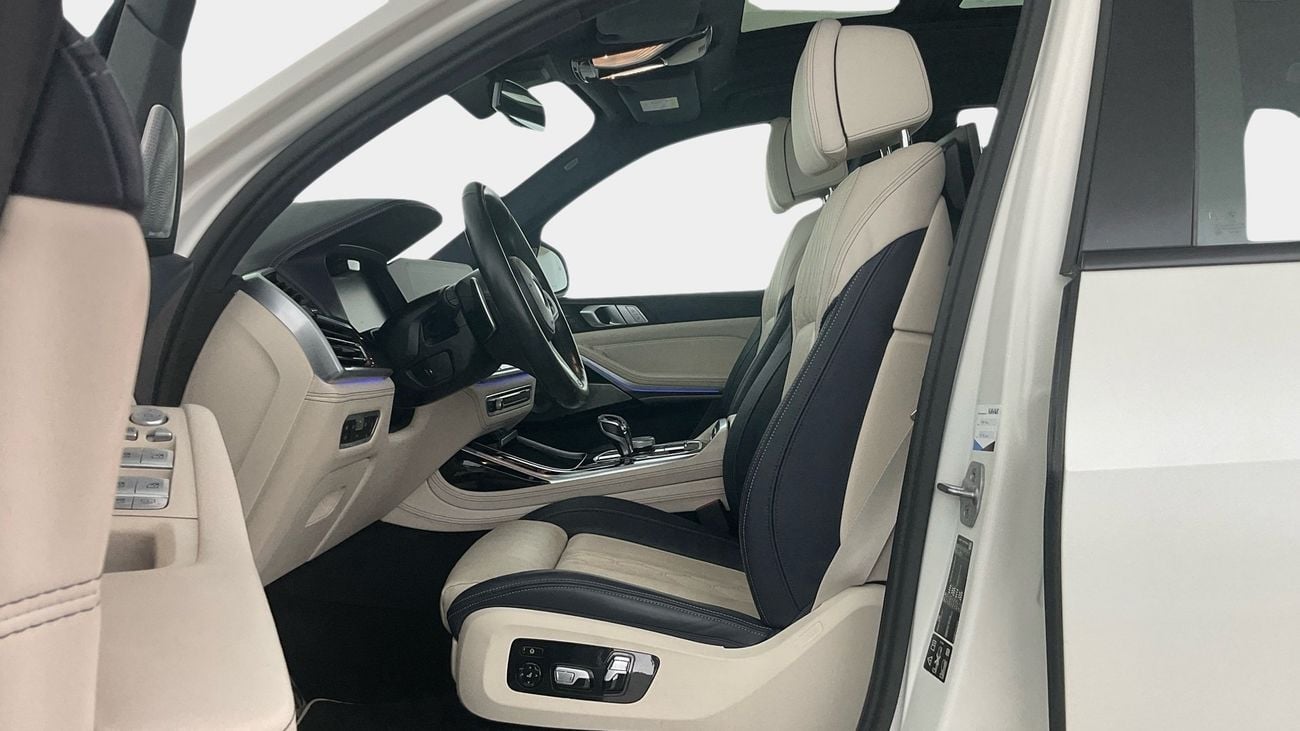 بي أم دبليو X7 M50i | شامل الضمان | 0 ﺪﻔﻋﺓ ﺃﻮﻟﻯ