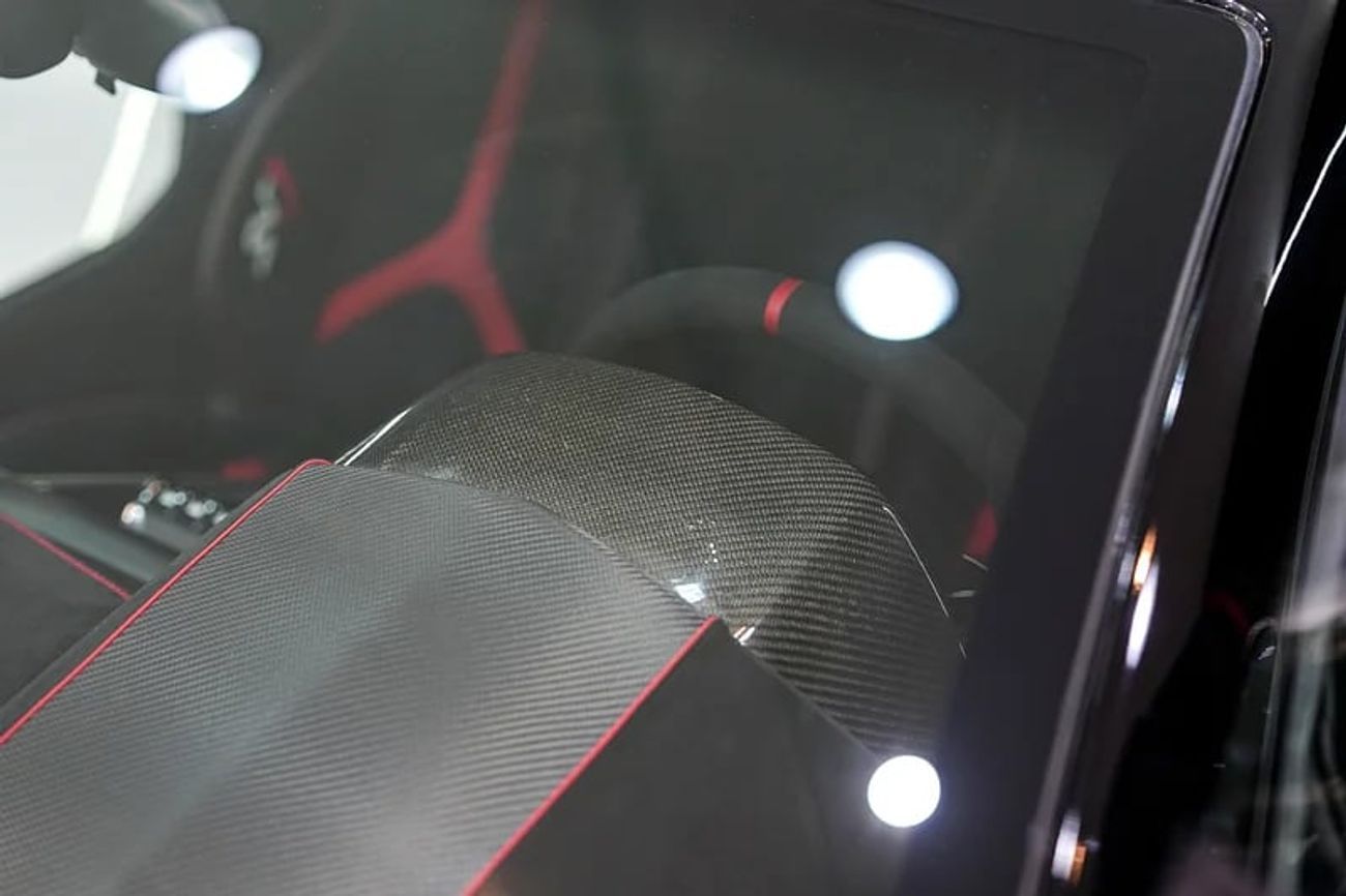 لامبورغيني أفينتادور SVJ Body Kit, Full Carbon Package, Front Lift, Very Low KM, GCC Specs!!