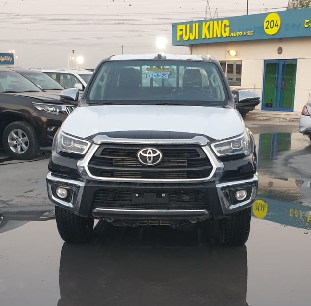تويوتا هيلوكس PICKUP 2.8L 4X4 M/T P/W (DIESEL)