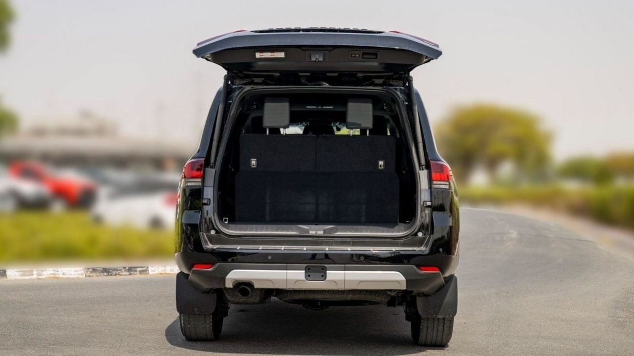 Toyota Land Cruiser GR SPORT 3.3D AT MY2023 – BLACK