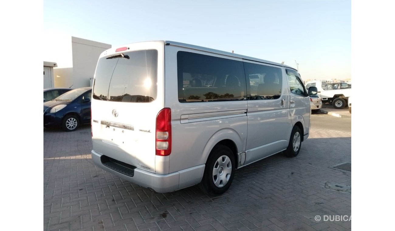 تويوتا هاياس TOYOTQA HIACE RIGHT HAND DRIVE (PM1069)