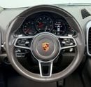 Porsche Cayenne PLATINUM EDITION 2018 Porsche Cayenne Platinum, Service History, Fully, Loaded, Excellent Condition, GCC
