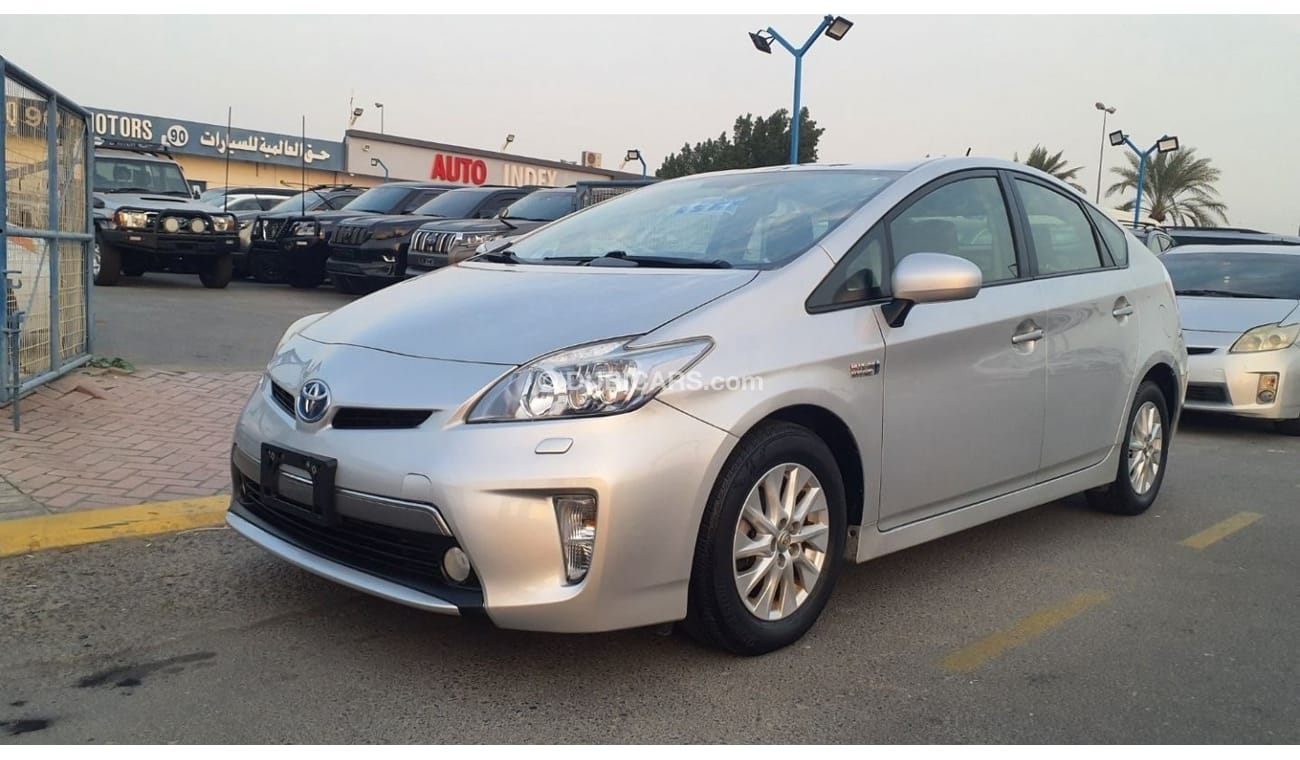 Toyota Prius+ Toyota Prius Plug-in Hybrid