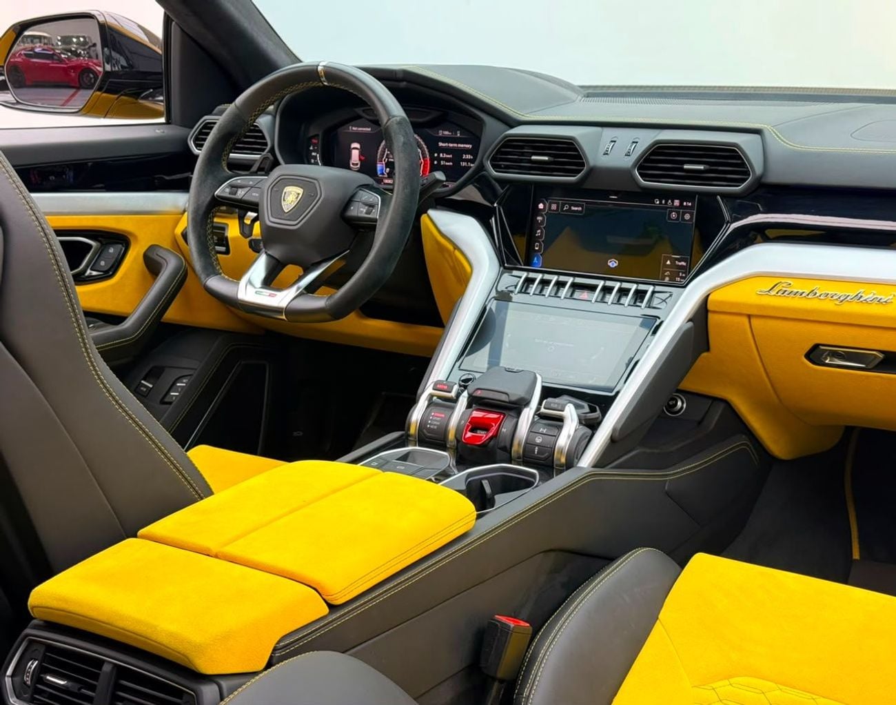 Lamborghini Urus STD 2020 Lamborghini Urus, Warranty, Full Lamborghini Service History, Very Low Km, Japanese