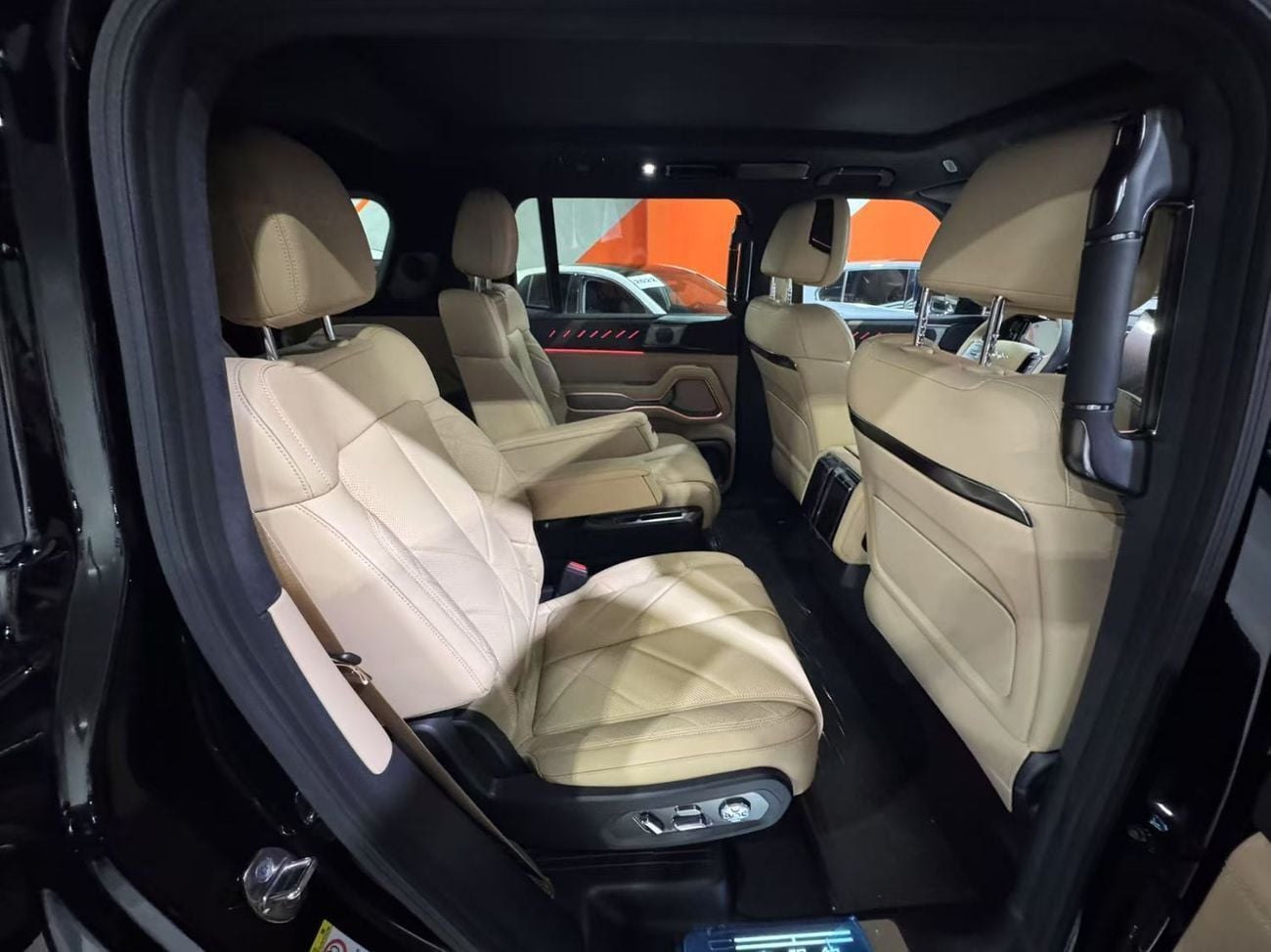 بي واي دي ليوبارد 8 DELUX (NGCC) Smart and Brave Flagship Edition (7 Seats)