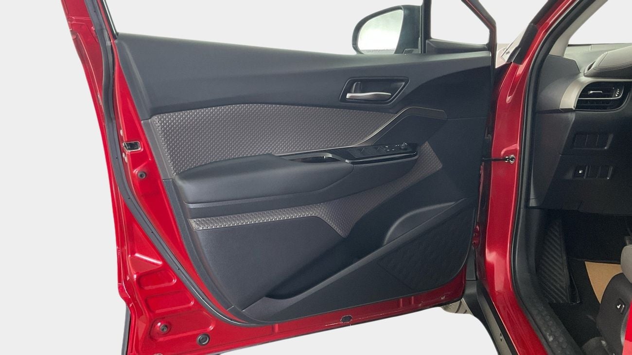 Toyota CHR VX | upto AED 20,000 Ramadan Discount | Guaranteed Warranty | 0 Down Payment