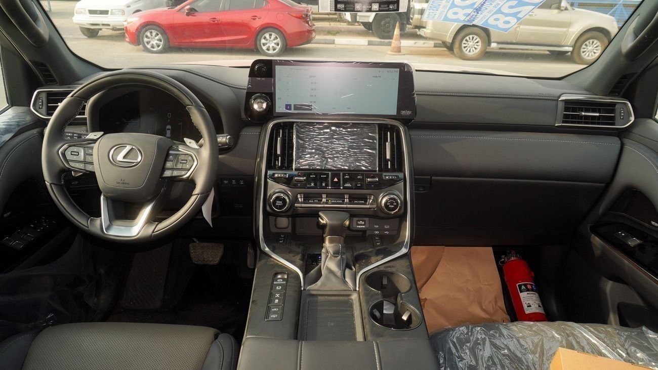 Lexus LX600 OVERTRAIL 3 5L V6