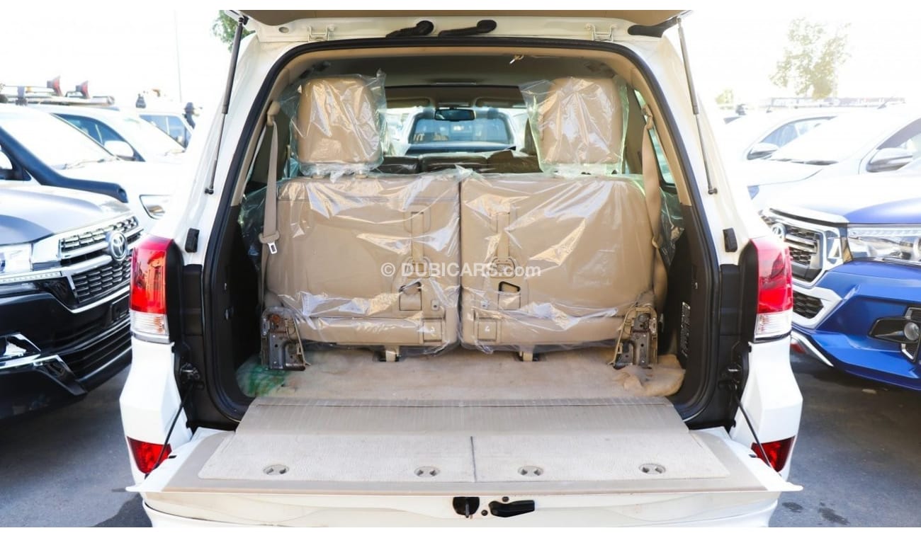 Toyota Land Cruiser SAHARA v8