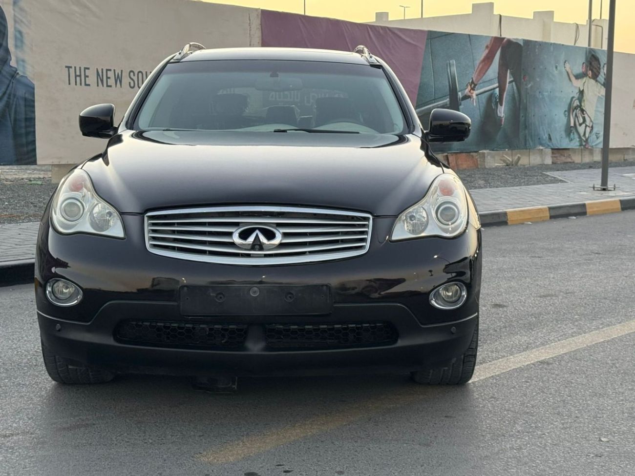 Infiniti EX35 In excellent condition and requires no expense