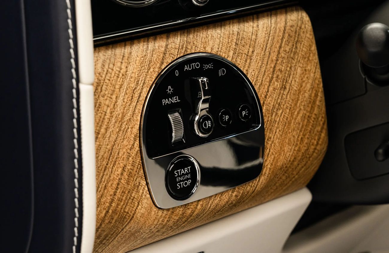 رولز رويس كولينان 6.75L V12 Twin-Turbocharged Engine | Warranty