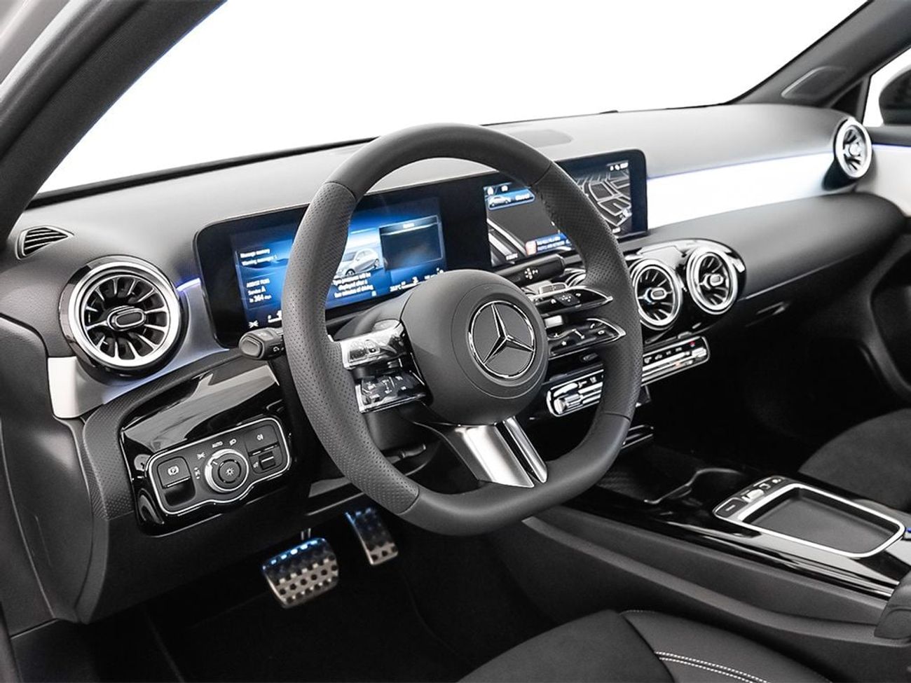 Mercedes-Benz A 200 2026 Mercedes Benz A200 Hatchback / Delivery Mileage & Mercedes Warranty