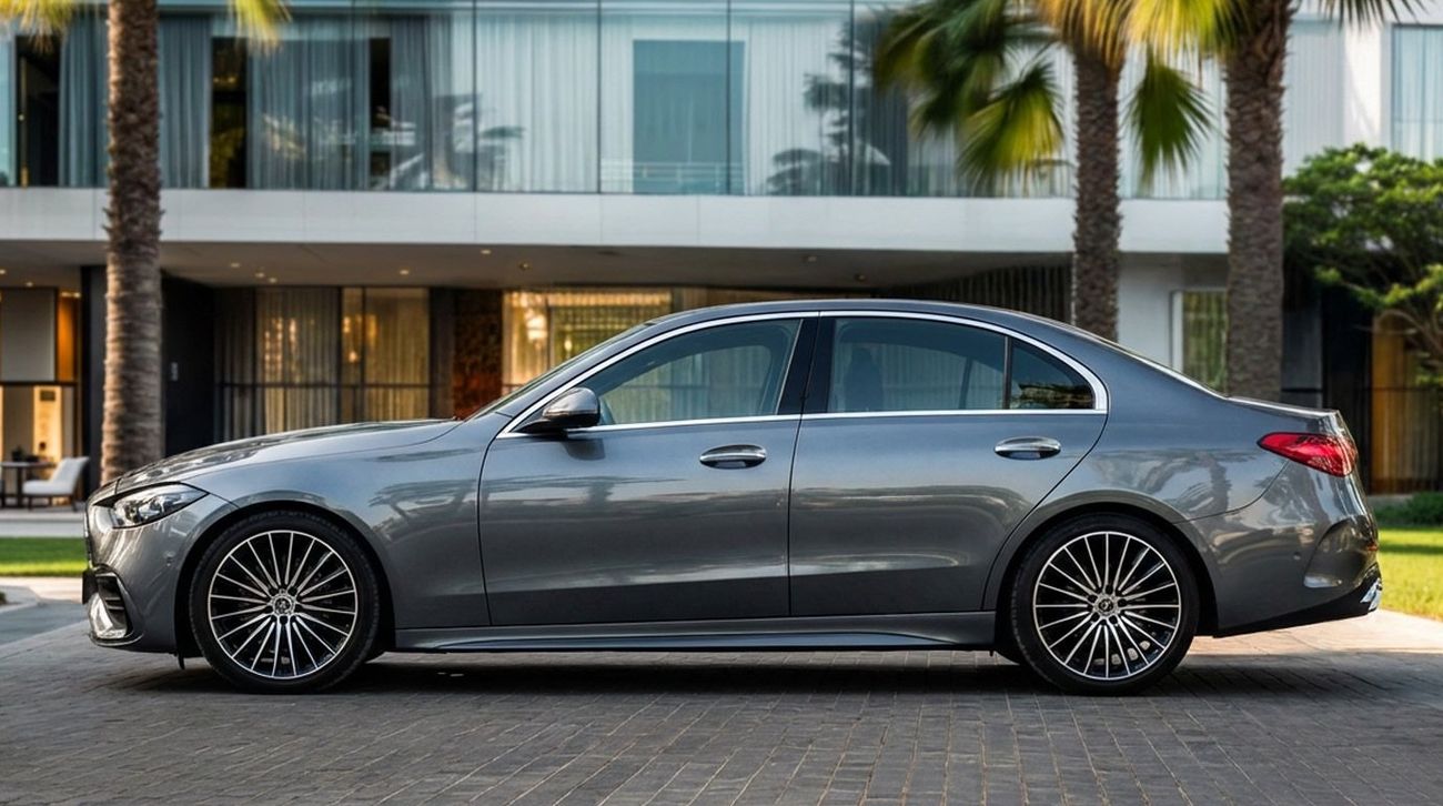 مرسيدس بنز C 200 L Premium 2.0L | Complete Service History | Zero Downpayment Support