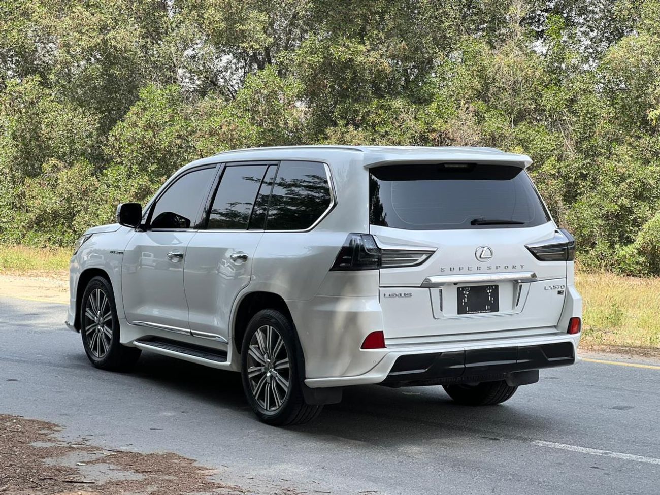 لكزس LX 570 Sport 5.7L