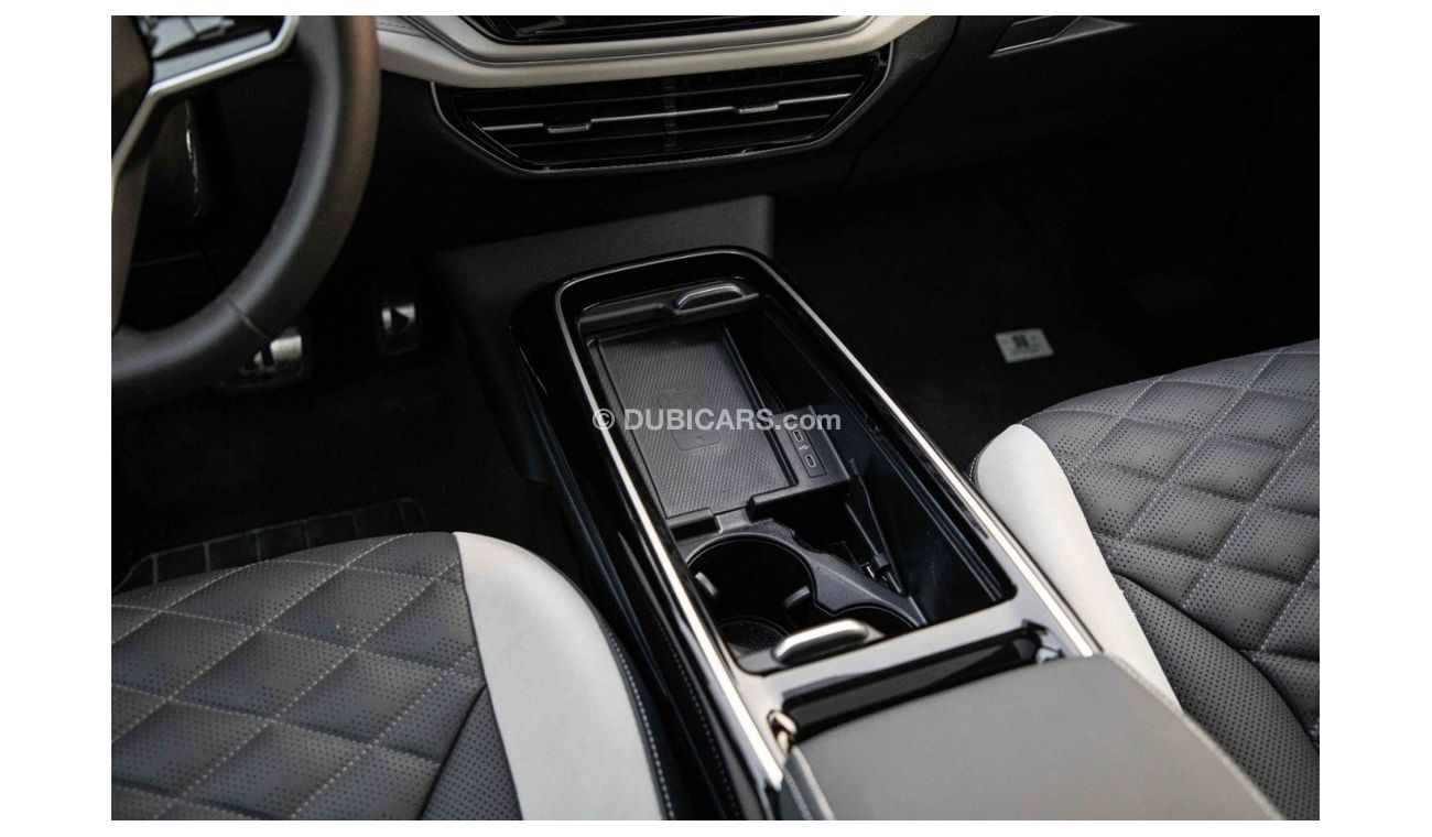 Volkswagen ID.6 2022 Volkswagen ID6 Litepro 20" FP W/o HUD + 360CAM 7ST E AT - White inside black
