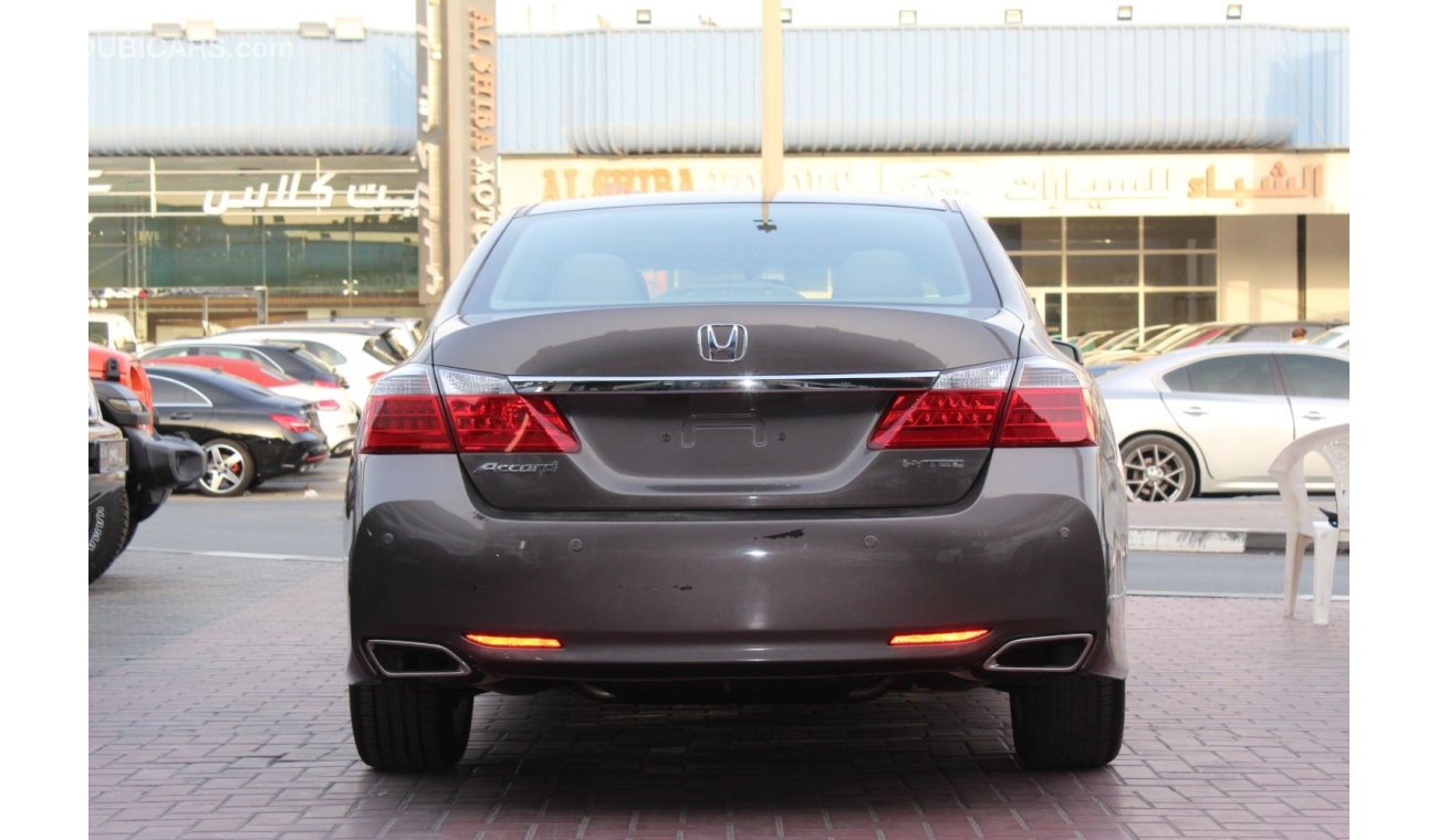 Honda Accord GCC MID OPTION WITH SUNROOF MINT IN CONDITION