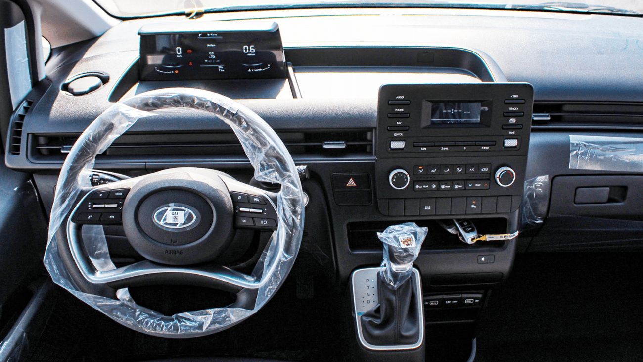 Hyundai Staria Hyundai STARIA 3.5L STARIA 11 STR COMFORT AT