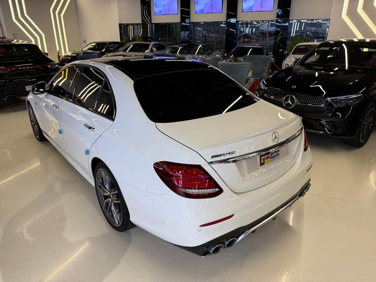 مرسيدس بنز E 53 AMG Std 3.0L 2019 Mercedes Benz E53 AMG - Clean Title - Good Condition -Fully Loaded