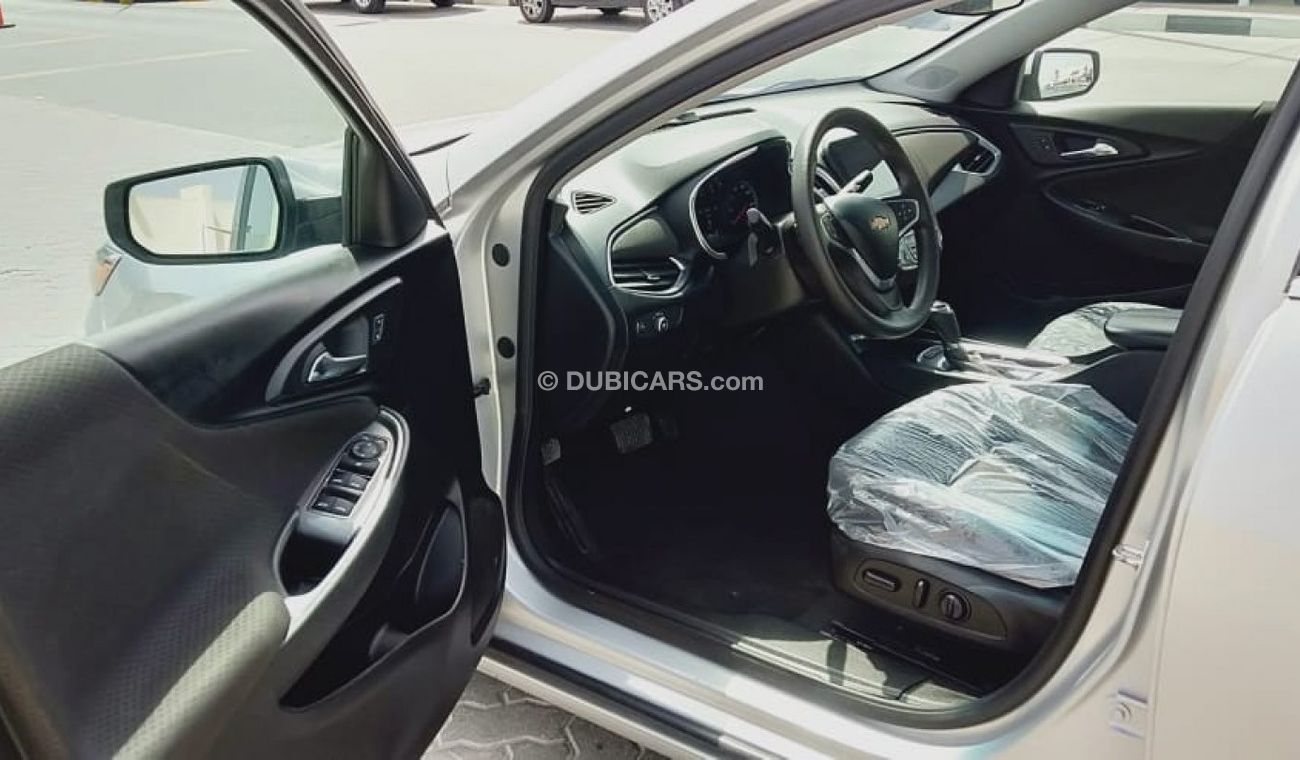 Chevrolet Malibu LT - With Panoramic Sunroof