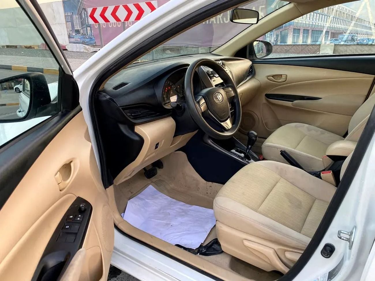 تويوتا يارس Mid 1.3L Sedan تويوتا يارس خليجية | – GCC —