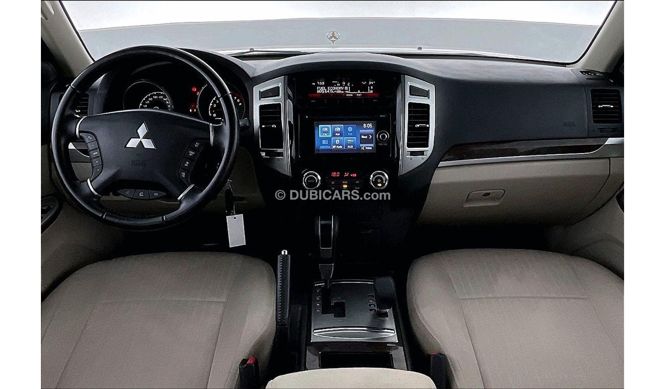 ميتسوبيشي باجيرو GLS Midline