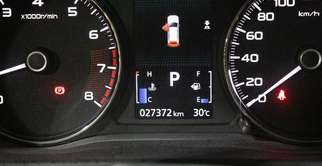 Mitsubishi Montero Sport GLS, миниатюра 23