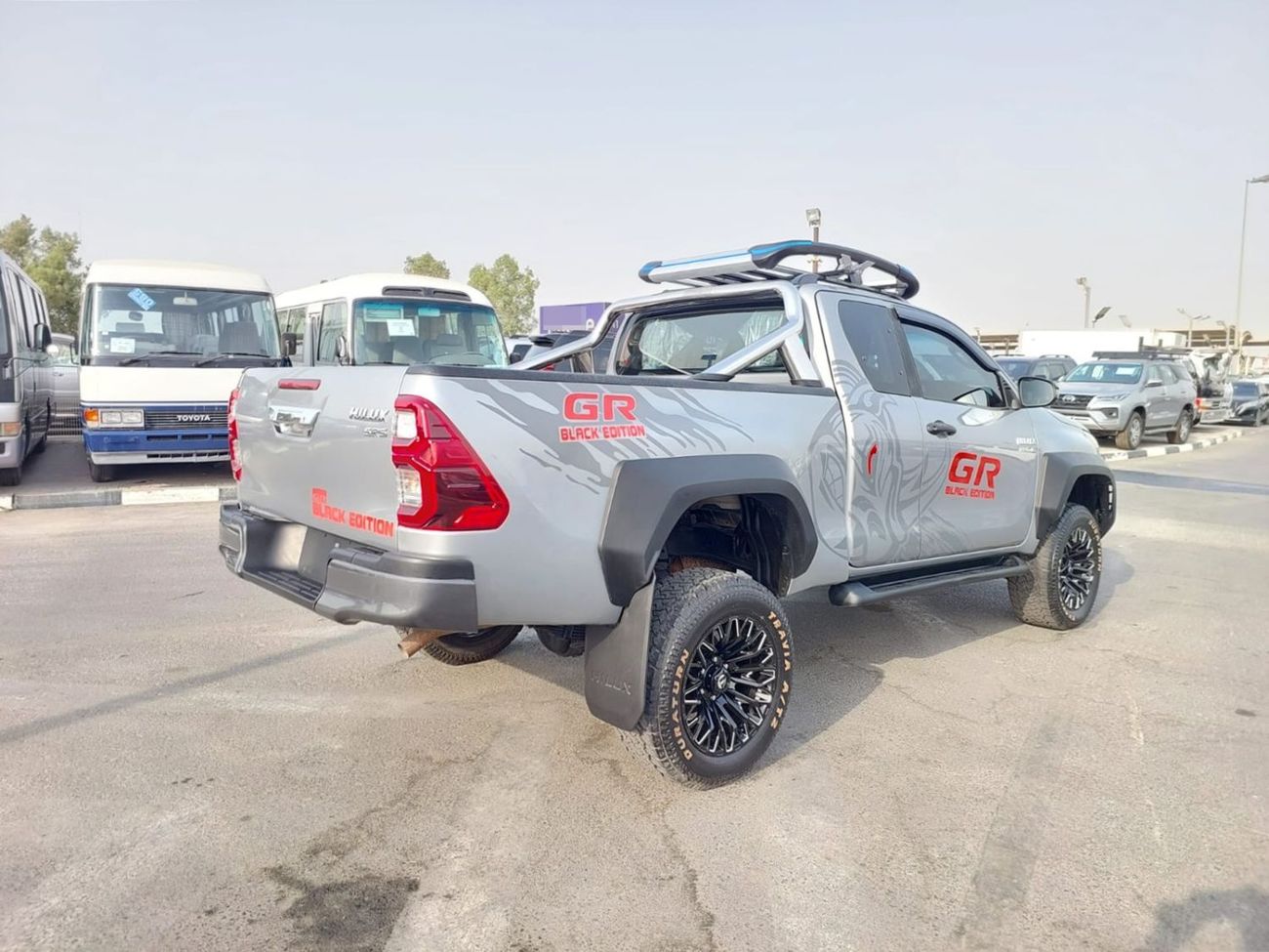 Toyota Hilux TOYOTA HILUX GR PICK UP RHD 2019 MODEL 2.8 L DIESEL AUTOMATIC(PM67606)