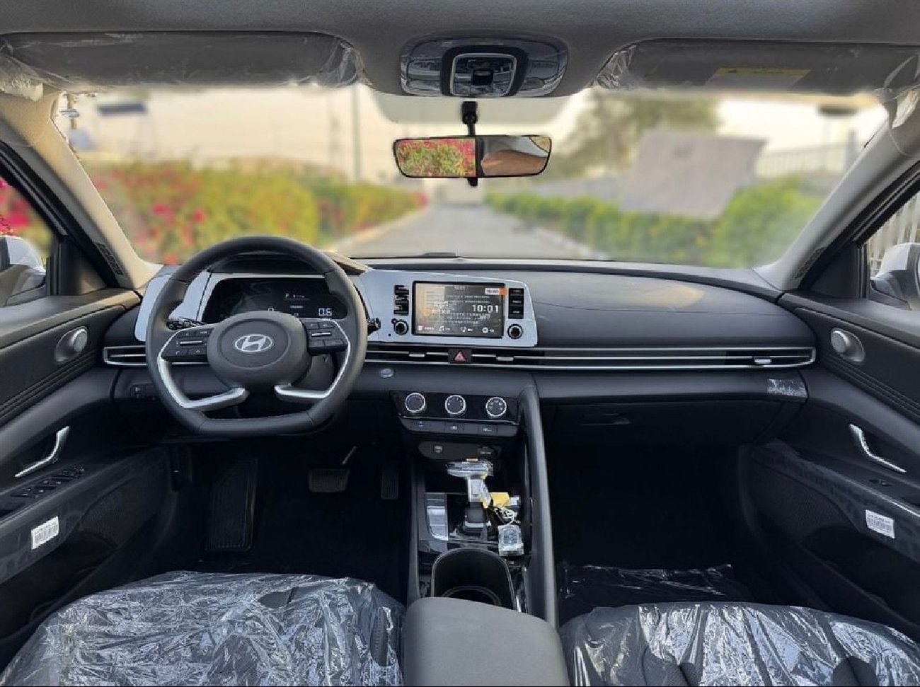 هيونداي إلانترا Hyundai Elantra/ 2025 / white / 0km
