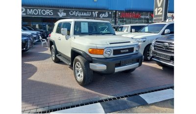 تويوتا إف جي كروزر TOYOTA FJ CRUISER GXR 4.0 WARRANTY FROM ALFUTTAIM