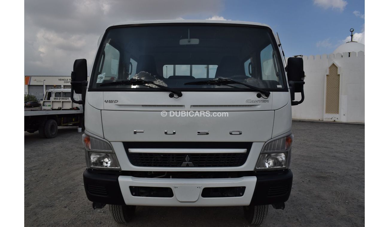 Mitsubishi Fuso Canter Mitsubishi Canter D/C 4x4 Pick up, Model:2017. Excellent condition