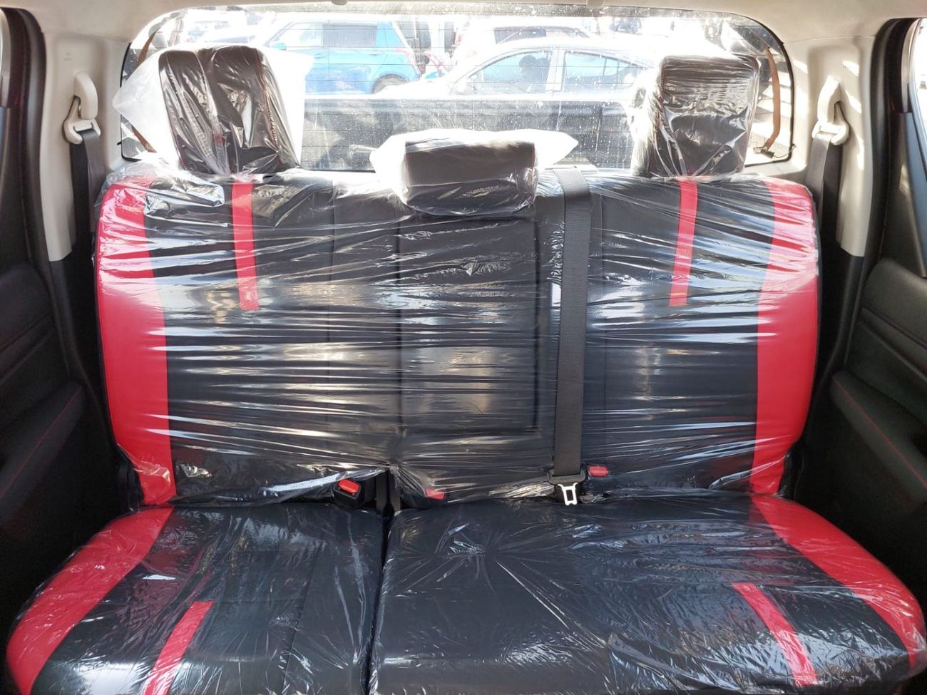 Toyota Hilux (RAMADAN OFFER) TOYOTA HILUX PICKUP RHD 2023 MODEL 2.8 L DIESEL AUTOMATIC(PM95545)