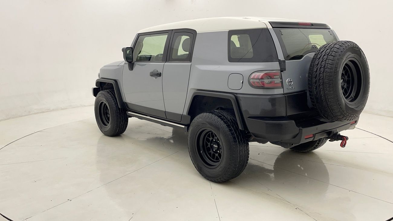 Toyota FJ Cruiser GXR 4 | Zero Down Payment | Home Test Drive