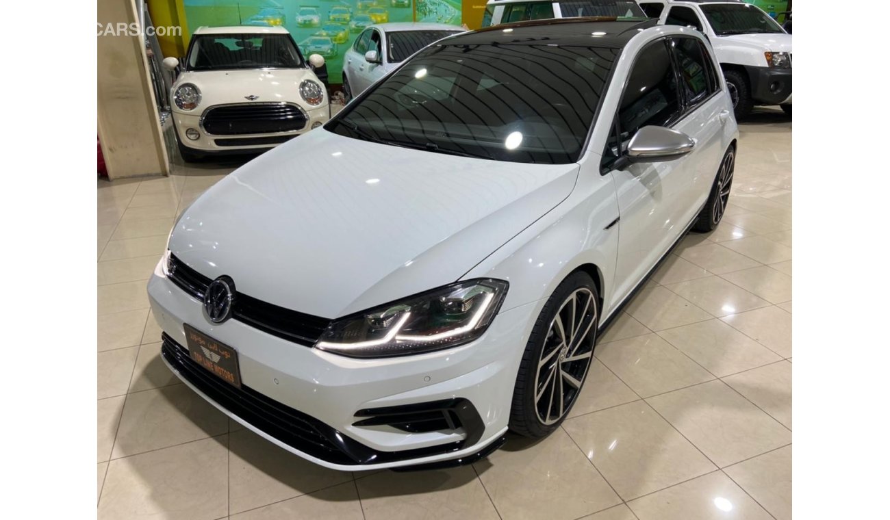 Volkswagen Golf R