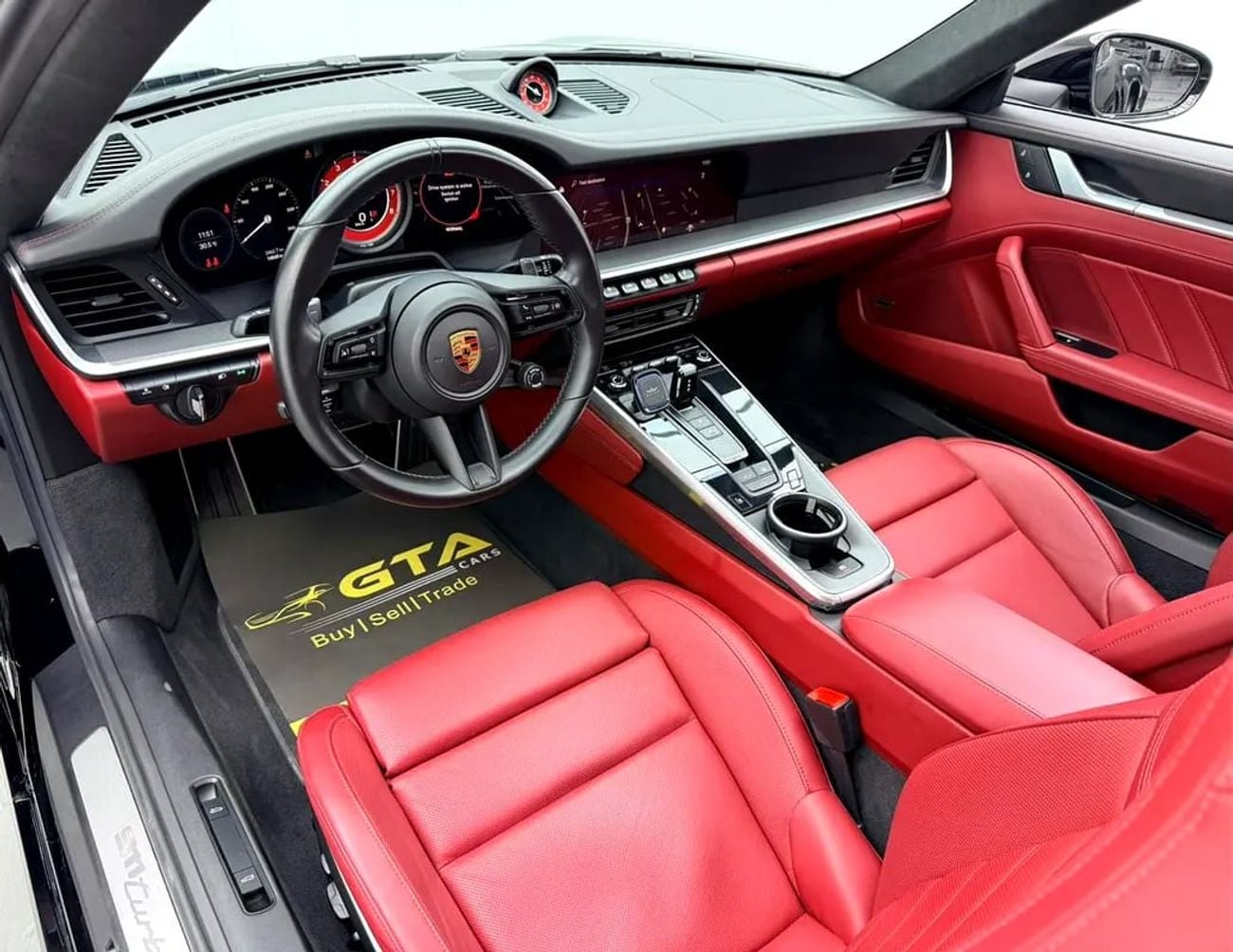 بورش 911 تربو Turbo, Warranty, Full Service History, Very Low Km, GCC