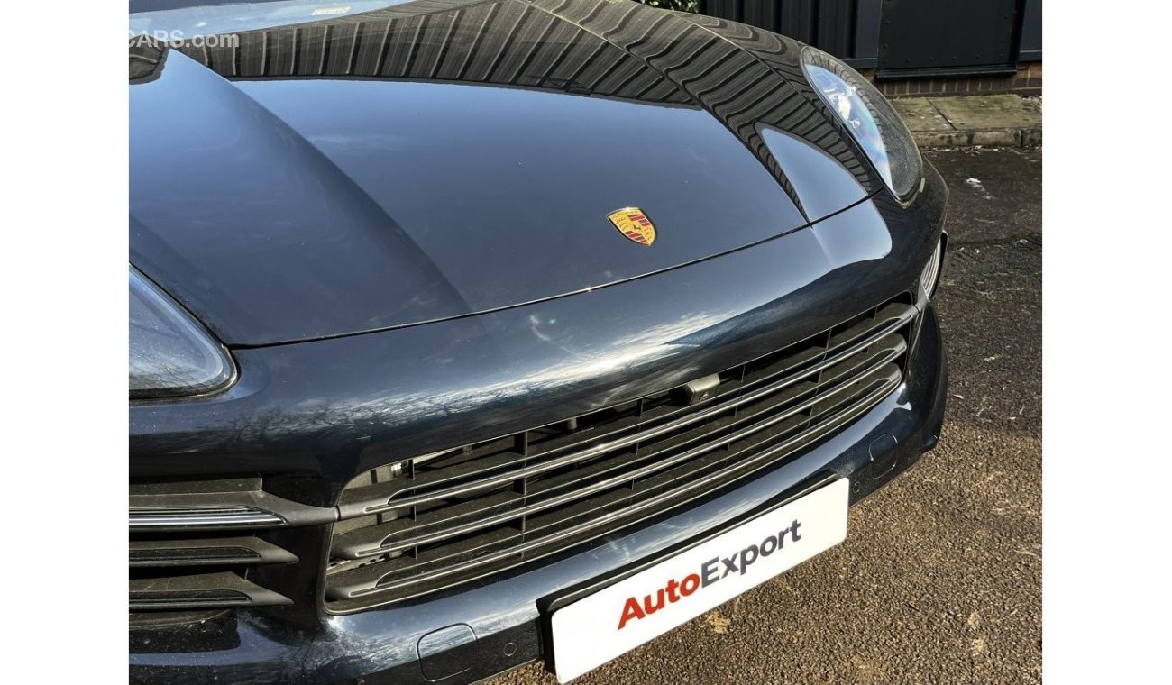 Porsche Cayenne E-Hybrid V6 Right Hand Drive TiptronicS